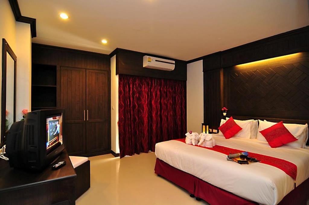 Patong Princess Hotel Exterior photo